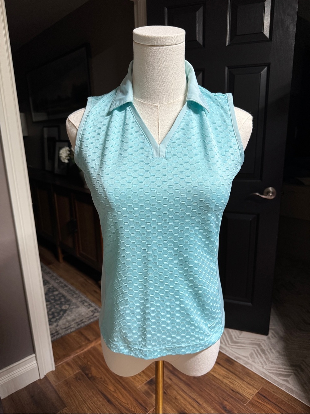 {Nike} "Dri-Fit" Light Turquoise Blue Golf V-Neck Polo Tank Top Shirt WAT51